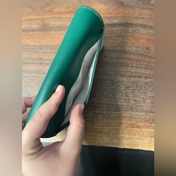 EUC KATE SPADE GEMMA WALLET HANDBAG - Picture 3 of 13